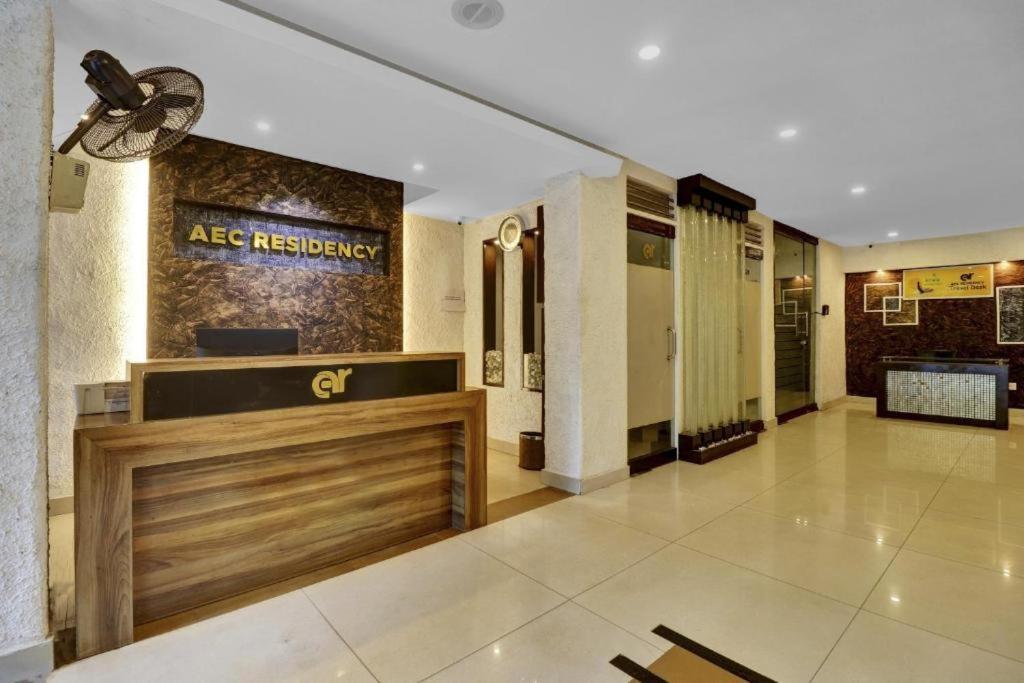 Отель Aec Residency Alappuzha Экстерьер фото